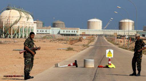 Libya'da Hafter yanlılarından sürpriz petrol hamlesi!