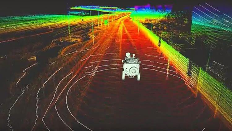 <p>Günümüz meskun mahal ve asimetrik savaş ortamları için özel olarak geliştirilen araç, BMC’nin yenilikçi teknolojilerini hayata geçirdiği özel proje olarak dikkati çekiyor. Amazon 4x4 Çok Amaçlı Zırhlı Araç, insansız ve uzaktan kumandalı olarak da görev yapabiliyor.</p>
<p> </p>