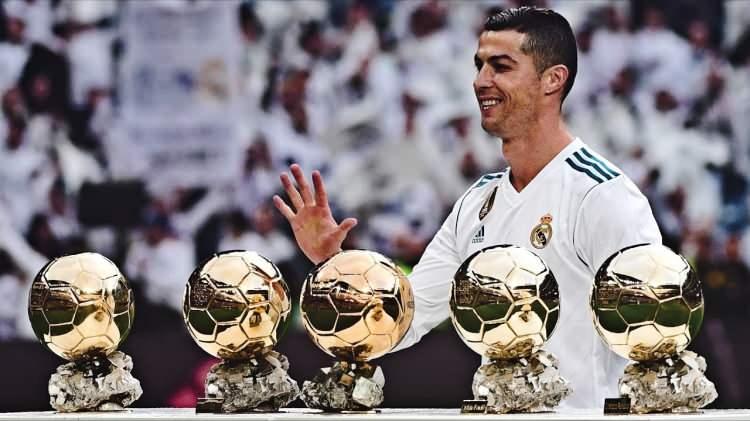 <p>Yıldız futbolcu, Real Madrid formasıyla 2013, 2014, 2016 ve 2017 yıllarında da Altın Top ödülü elde ederek tarihe geçti.</p>