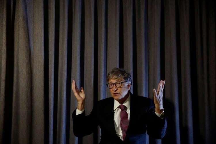 <p>Bill Gates corona virüs salgınından yıllar önce gezegenimizin böyle bir sorun ile karşı karşıya kalabileceğini belirtmişti. </p>
<p> </p>