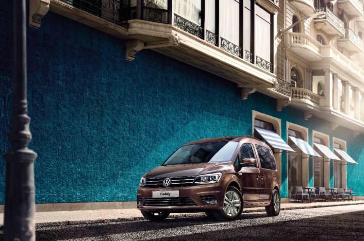 <p>Volkswagen Caddy modeli günlük 65 TL, Transporter City Van modeli günlük 70 TL, Caravelle günlük 157 TL ve Amarok Aventura günlük 201 TL gibi başlangıç taksit tutarları ile satın alınabiliyor. </p>
