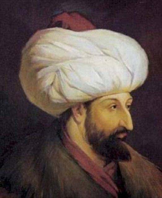 <p><strong>7- Sultan II. Mehmet:</strong> (Fatih) Fatih Camii avlusundaki türbesinde</p>