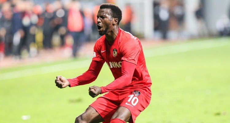 <p>Olarenwaju Kayode - Gaziantep FK</p>
