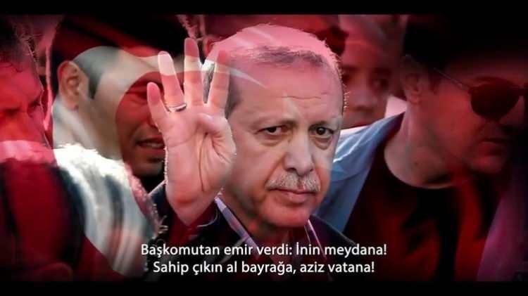 <p>'Başkomutan emir verdi: İnin meydana. Sahip çıkın al bayrağa aziz vatana!'</p>