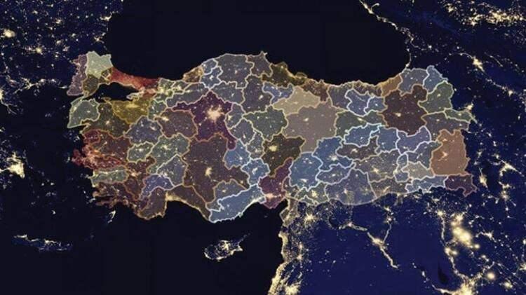<p>Gelen bir son dakika haberine göre; Sağlık Bakanı Fahrettin Koca Türkiye'nin son 24 saatlik corona virüs tablosunu açıkladı.Türkiye'de son 24 saatte 926 kişiye yeni tip koronavirüs (Kovid-19) tanısı konuldu, 18 kişi hayatını kaybetti, toplam vaka sayısı 217 bin 799, can kaybı 5 bin 458 oldu.Türkiye'de son 24 saatte yeni vaka sayılarını Sağlık Bakanlığı bölge bölge açıkladı. Bir bölgeden gelen haberler ise endişe yarattı: Yüzde 83.3!</p>

<p> </p>
