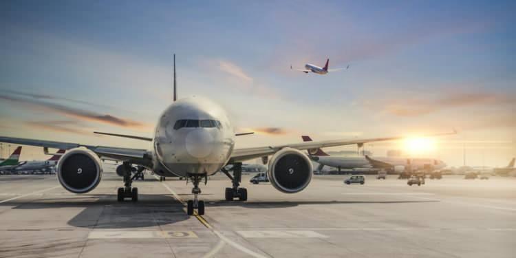 <p>U&ccedil;akla yolculuk</p>
