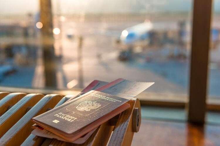 <p>Şili'ye bağlı UNESCO mirası listesindeki Paskalya Adası'na giriş yaptığınızda pasaportunuza ünlü Moai heykellerinin bulunduğu bir damga yiyorsunuz.</p>