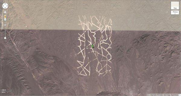 <p>11. Çölün ortasındaki büyük hedef noktası (37.563936, -116.85123) Nevada, ABD</p>
<p> </p>