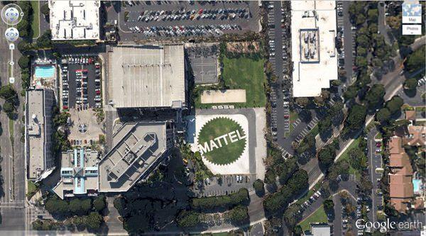 <p>22. Dev Mattel logosu (33.921277, -118.391674) El Segundo, California, ABD</p>
<p> </p>