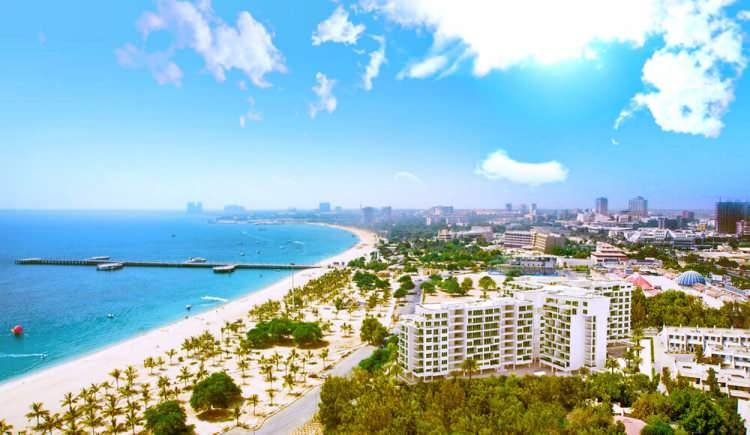 <p>Turistik önemi olan Kiş Adası'nın yüzölçümü 91.5 km², nüfusu 26.000 kişi, anakaraya uzaklığı ise 19 km.'dir.</p>