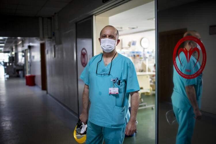 <p>Doğu Karadeniz - Yeni Hastane Yatışları: 10 </p>
<p>Önceki Güne Göre Değişim: %-41,2</p>