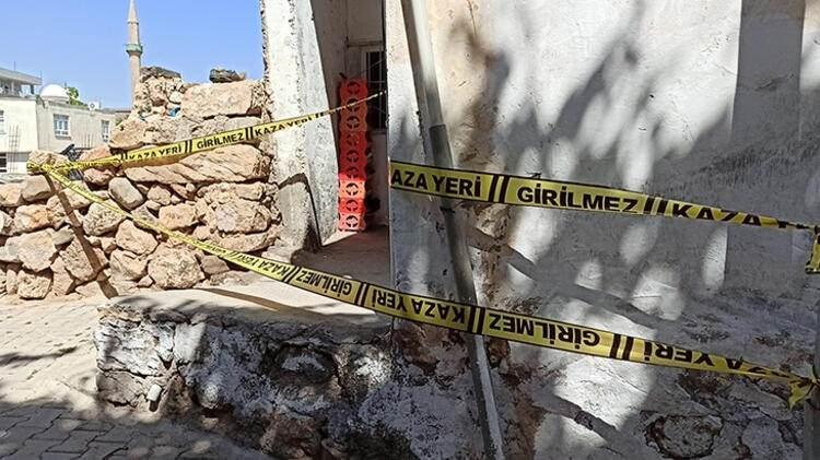 <p>Ortadoğu Anadolu - Yeni Hastane Yatışları: 20 </p>

<p>Önceki Güne Göre Değişim: %-13</p>
