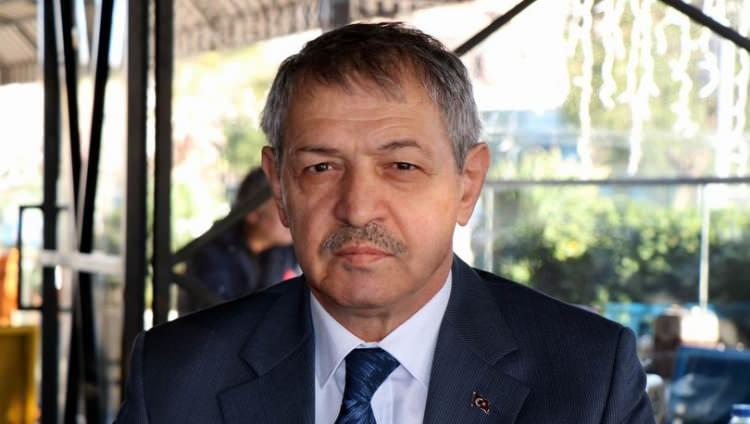 <p>TÜRKİYE BOKS FEDERASYONU BAŞKANI EYÜP GÖZGEÇ</p>
<p>"15 Temmuz hain darbe girişiminin yıl dönümünde kahramanca destan yazan, demokrasi ve insan haklarına sahip çıkan milletimizi bir kez daha kutluyorum. Hain terör örgütünün bağımsızlığımıza ve demokrasimize yapmış olduğu saldırıya milletimiz tanklara ve mermilere karşı göğüsünü siper ederek dur demiştir. Milletimizin Cumhurbaşkanımız Sayın Recep Tayyip Erdoğan önderliğinde kazandığı bu kahramanca zafer asla unutulmayacaktır."</p>