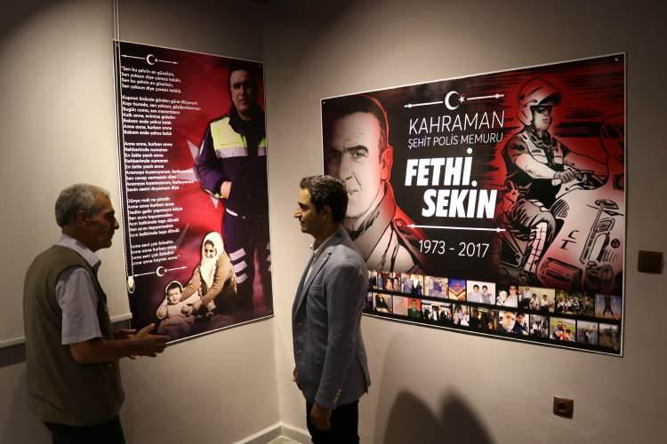 <p>"Ülkemiz şehitler diyarı, aynı şekilde ilçemiz için de geçerli bu. İlçemiz ülke genelinde çok farklı coğrafyalarda şehitler vermiş bir memleket, kahraman şehitlerimiz var." diyen Murat, şehit Sekin'in ilçeye bağlı Doğancık köyündeki kabrinin her yıl binlerce kişi tarafından ziyaret edildiğini aktardı.</p>