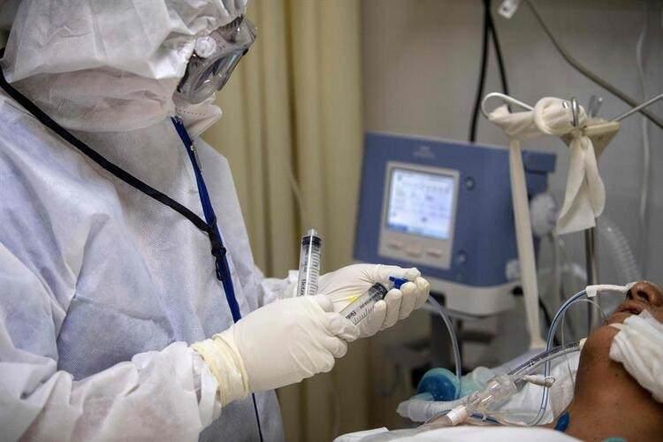 <p>Brezilya'nın ardından üçüncü sırada olan Hindistan'da da alarm zilleri çalıyor. Brezilya'da Covid-19'dan ölenlerin sayısı 1 milyonu çoktan geride bırakmış durumda...</p>
<p> </p>