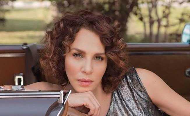 <p><strong>SERTAB ERENER</strong></p>