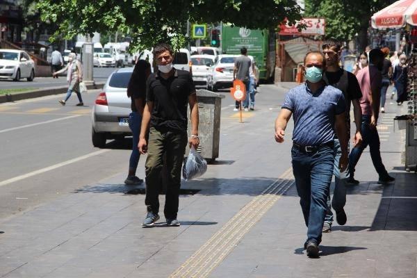 <p>Geçen hafta vaka artışının en yüksek olduğu iller</p>
<p>Diyarbakır</p>