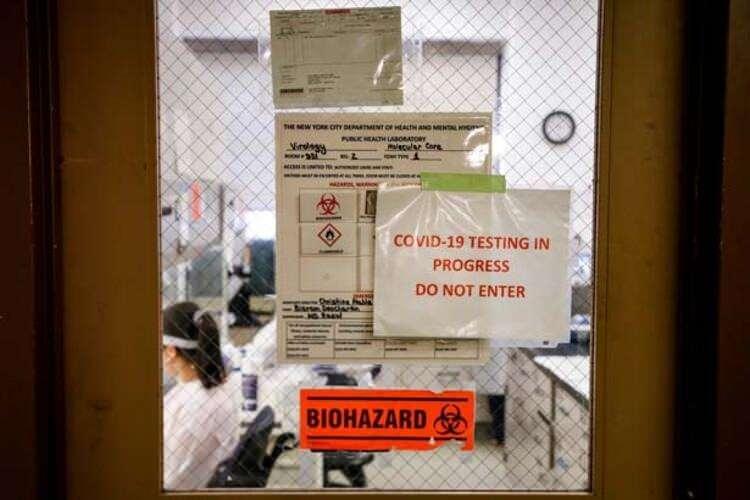 <p>Prof. Hayday, AIDS'e neden olan HIV virüsünün doğrudan T hücrelerine saldırdığını, ancak koronavirüsün de bunu yaptığına dair bir veri olmadığını, doku ölümü olgusuna henüz açıklık getirilemediğini belirtiyor.</p>