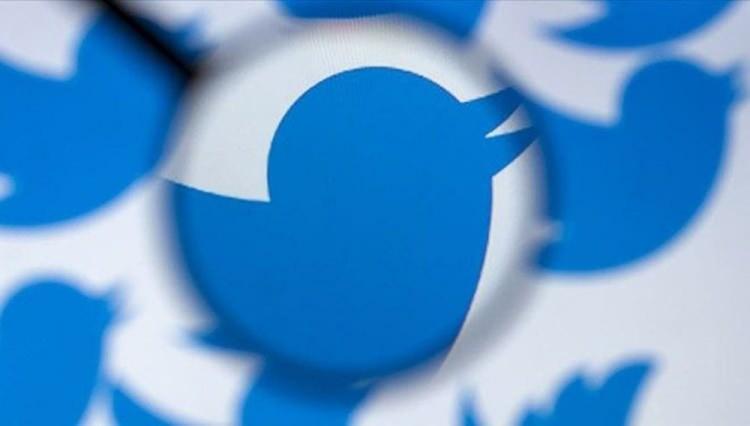 <div>Ancak bu Twitter'ın platforma ücretli abonelik opsiyonunu eklemek için başlattığı ilk çalışma değil.</div>

<div> </div>

<div>Twitter 2017 yılında kullanıcıların ve küçük işletmelerin tweet'lerine erişimi arttırmak için abonelik modelini test etmişti.</div>
