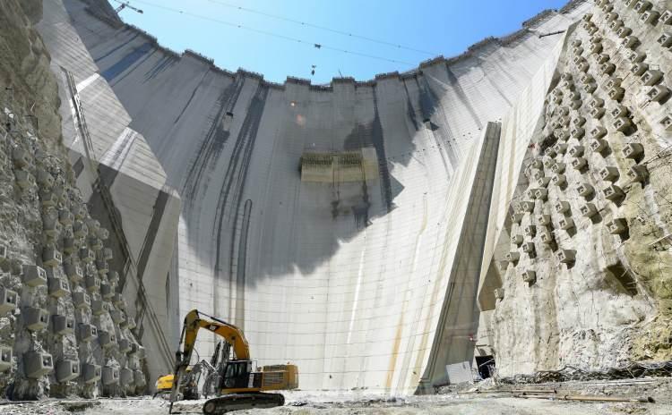 Yusufeli Barajı'nda 220 metreye ulaşıldı