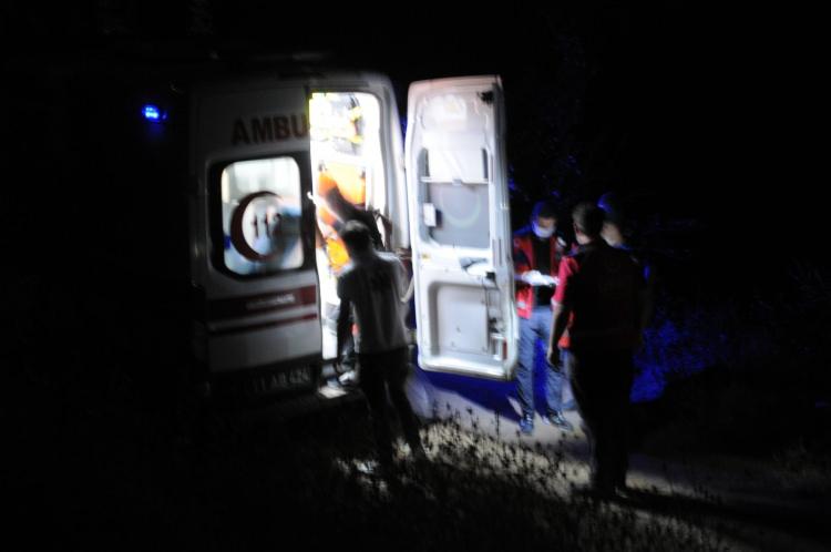 <p>Eskişehir’den Bilecik’e piknik için gelen 6 kişilik aileden gölete düşen annenin ardından kızının da cansız bedenine ulaşıldı. </p>
