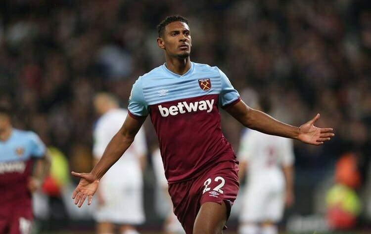 <p>SABATİEN HALLER - FORVET (WEST HAM UNITED)</p>
