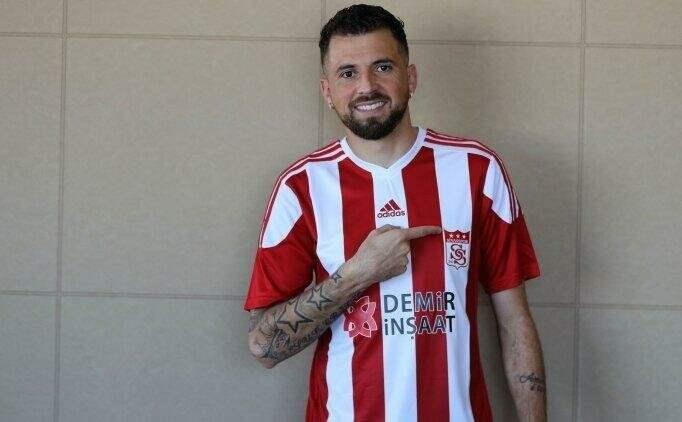 <p>CLAUDEMIR</p>
<p>Takımı: Sivasspor<br />
Güncel piyasa değeri: 1.2 milyon euro<br />
Düşüş: %52.0<br />
Fark: -1.3 milyon euro</p>