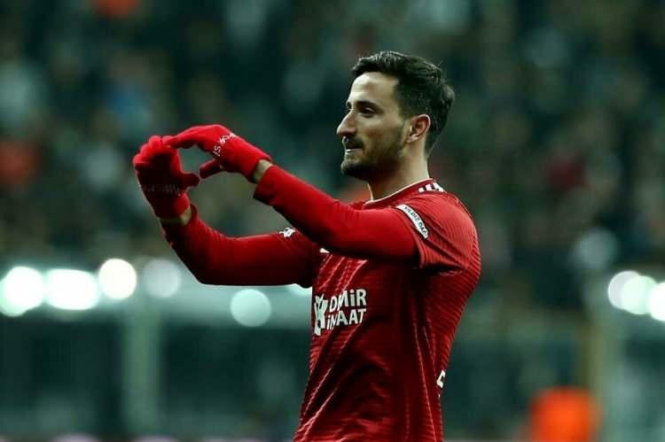 <p>ERDOĞAN YEŞİLYURT</p>
<p>Takımı: Sivasspor<br />
Güncel piyasa değeri: 1.8 milyon euro<br />
Yükseliş: %350.0<br />
Fark: 1.4 milyon euro</p>