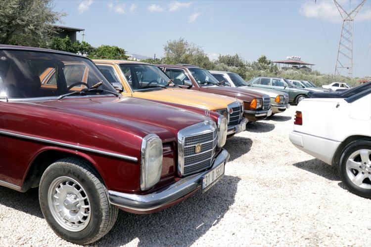 <p>Konya Mercedes Kulübü Başkanı Ertuğrul Gazi İyioldu, 3 arkadaşı ile etkinliğe katıldığını belirtti.</p>

<p> </p>
