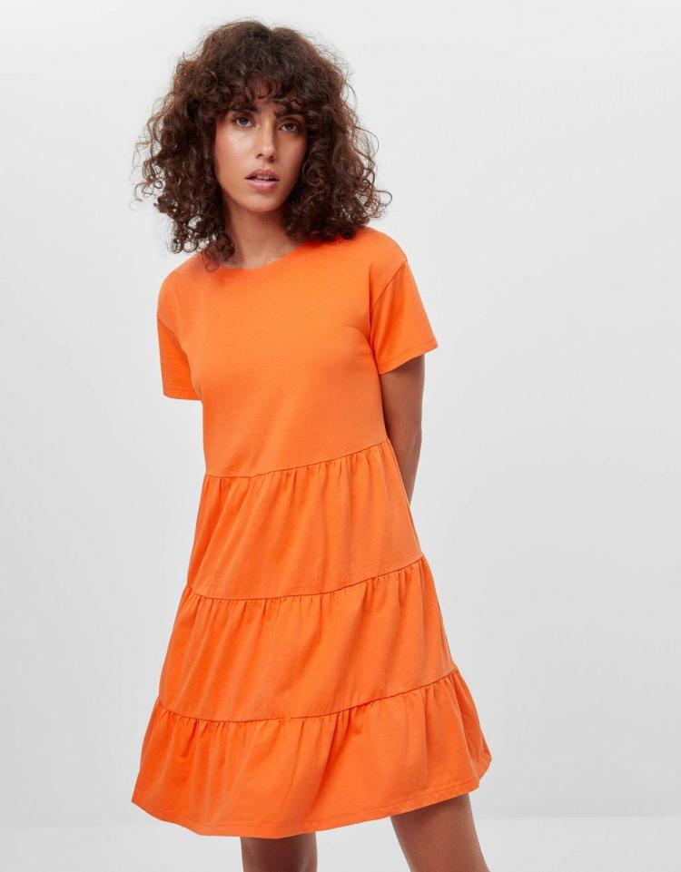 <p>BERSHKA - 100 TL</p>