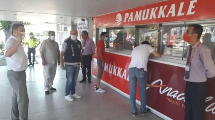 <p>İçişleri Bakanlığı tarafından alınan karar gereği 81 il genelinde Kovid-19 tedbirleri kapsamında yapılan denetimler Aydın’ın Söke ilçesinde de gerçekleşti.<br />
</p>