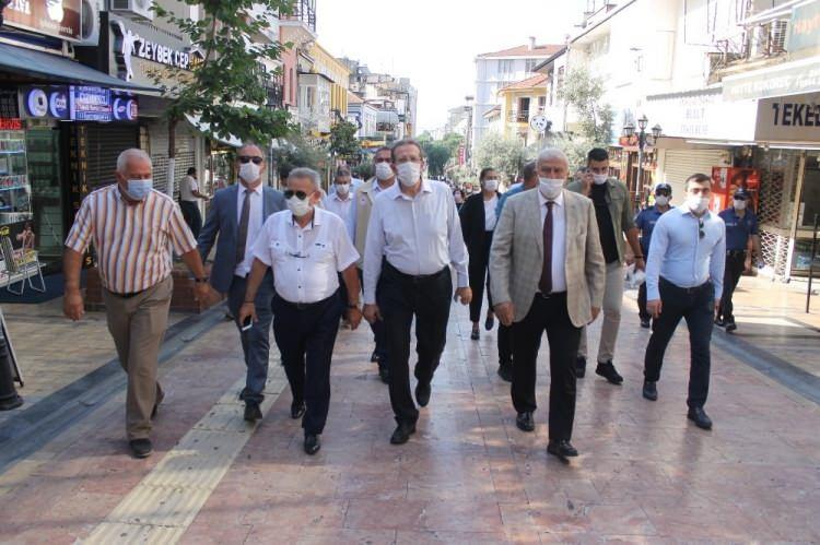 <p> Aydın’da korona denetimi gerçekleştirildi <a href="http://185.195.230.230/agency_pool/iha_images/2020/32/024f1055ebc2447ff9bf23f2ee0343b9219eec66.jpg"> </a></p>
