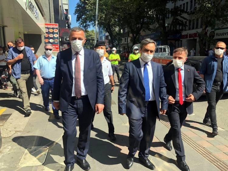 <p> Zonguldak Vali Vekili: Vakalar artmaya başladı inşallah korktuğumuz başımıza gelmez <a href="http://185.195.230.230/agency_pool/dha_images/2020/32/d6de7227e212fcf59528ad31c09994f9312d934e.jpg"> </a></p>
