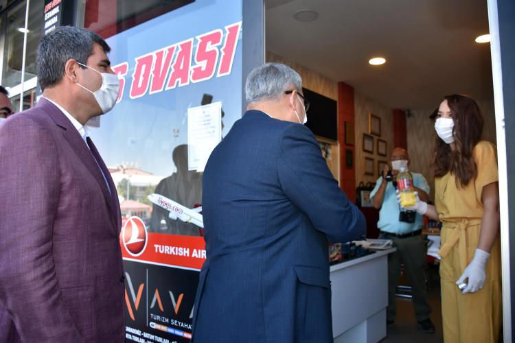 <p> Muş'ta 'koronavirüs' denetimi <a href="http://185.195.230.230/agency_pool/dha_images/2020/32/5dd428514ad9f8b5b7dd1db83263893e1dd8f290.jpg"> </a></p>
