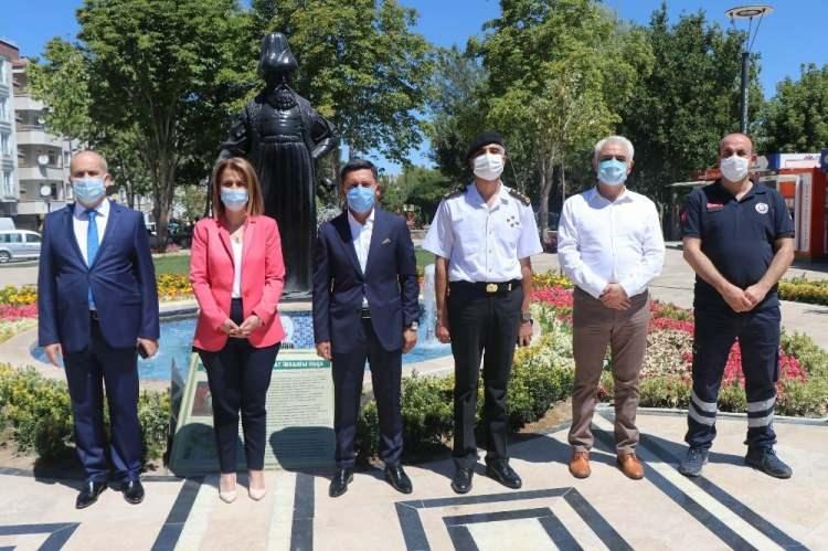 <p> Vali Becel: "Toplu taziye ve düğünlerden kaçınalım” <a href="http://185.195.230.230/agency_pool/iha_images/2020/32/b03e07c409b03dcddabe3cda6380f5dabf575929.jpg"> </a></p>
