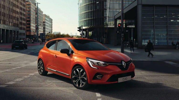 <p><strong>Renault</strong></p>
<p>Clio Hatchback 0.9 TCe Joy: 114.900 TL</p>
