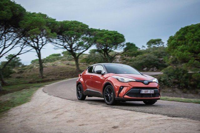<p><strong>TOYOTA</strong></p>
<p>Toyota’nın Ağustos ayı kampanyasında Türkiye’de üretilen C-HR’ın benzinli ve hibrit modellerinde indirimler bulunuyor. </p>
<p> </p>
