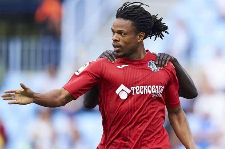 <p>PAOK maçına forvet transferini yetiştirmek isteyen Beşiktaş, Fransız golcü Loic Remy'ye yoğunlaştı. Kartal bu transferde Fenerbahçe ile yarışıyor. (FANATİK)</p>
