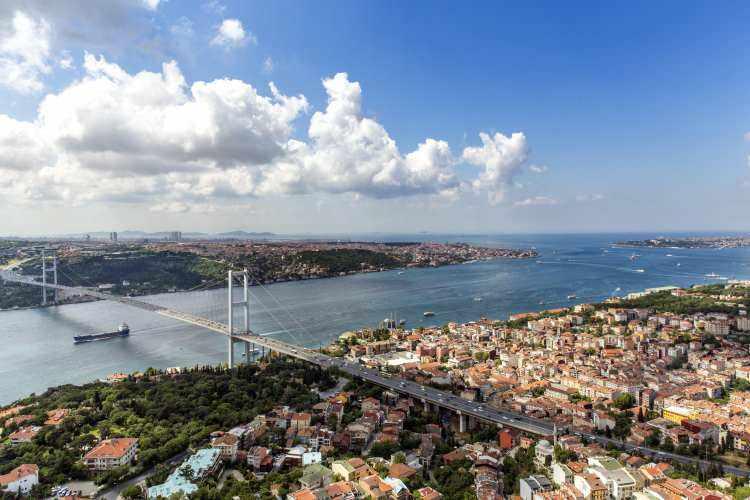 <p>İSTANBUL 23°C, 31°C<br />
Az bulutlu ve açık zamanla parçalı bulutlu, yarın avrupa yakasının kuzeyi yerel olmak üzere sağanak ve gök gürültülü sağanak yağışlı</p>

