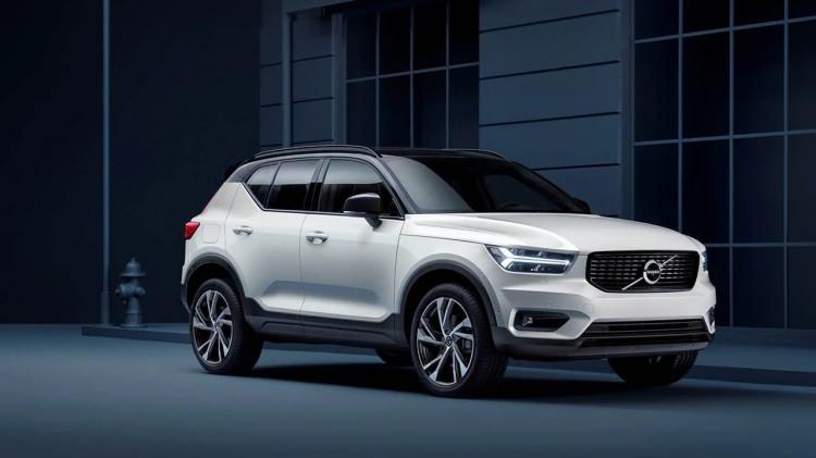 <p>Volvo</p>
<p>XC40 1.5 T3 Momentum: 360.320 TL<br />
XC40 1.5 T3 Inscription: 409.880 TL<br />
XC40 1.5 T3 R-Design: 426.966 TL</p>
