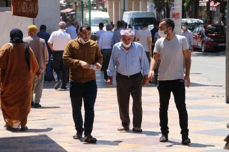 Koronavirüs vakası tavan yaptı! 2 bin 200 ev için son dakika karantina kararı