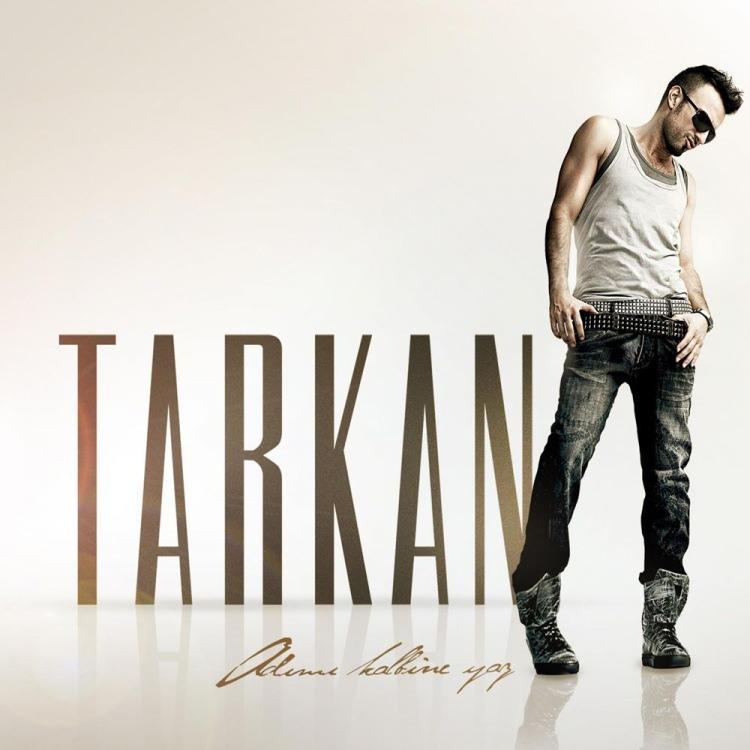 <p>TARKAN</p>

<p>10. albümüyle müzik piyasısını da Harbiye Açıkhava Kosnerlerini de inleten Tarkan, son 10 yıla damga vurabilen isimlerden.</p>

<p>Megastar'ın Adımı Kalbine Yaz albümünden 5 hit çıktı.</p>
