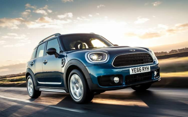 <p><strong>MINI</strong></p>

<p>Cooper Hatchback 1.5 Pure: 231.700 TL<br />
Cooper Hatchback 1.5 Classic: 260.077 TL<br />
Cooper Hatchback 1.5 Signature: 277.652 TL<br />
Cooper Hatchback 1.5 Iconic: 337.252 TL</p>

