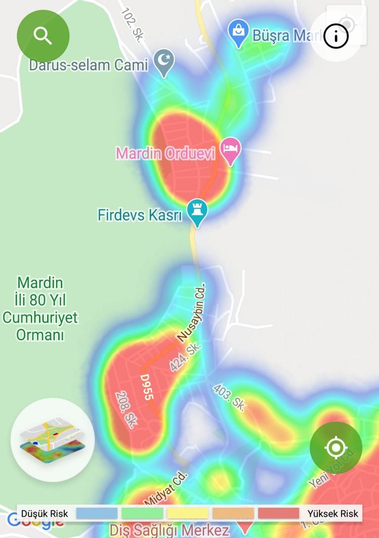 <p>Mardin Valiliğinden yapılan yazılı açıklamada, Vali Mahmut Demirtaş başkanlığında gerçekleştirilen toplantıda korona virüs tedbirleri kapsamında 65 yaş ve üstü vatandaşlara getirilen sokağa çıkma kısıtlamasının esnetilmesinin ardından kısıtlama saati ve toplu taşıma araçlarını kullanma, il/ilçe semt pazarlarına giriş saatleri, 65 yaş ve üstü vatandaşlar ile 15 yaş altı çocukların (gelin ve damadın 1. derece yakınları hariç) nişan, kına, düğün, nikâh vb. toplu etkinliklere katılmalarına yönelik kısıtlama getirilmesine yönelik kararlar alındığı belirtildi. </p>