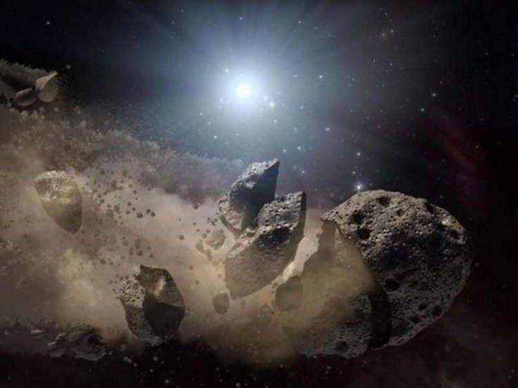 <p>Yeterli ödeneğin ayrılması durumunda bu aracın bir yıl içinde göreve başlayabileceğini belirten Nuth, söz konusu aracın gezegenimize çarpma olasılığı olan asteroidleri durdurabilecek kapasitede de olacağını sözlerine eklemişti. </p>
<p> </p>