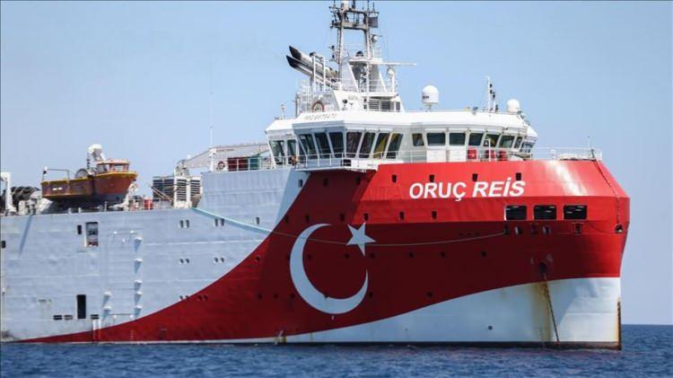 <p>Barbaros Hayreddin Paşa ve Oruç Reis sismik araştırma gemileri "denizlerin röntgenini çekmeye" devam ediyor.</p>
<p> </p>