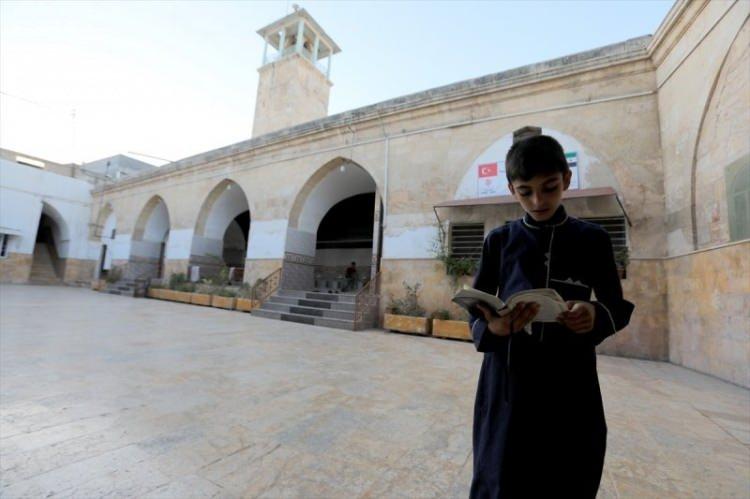 <p>Operasyonun ilk gününde, Gaziantep'in Karkamış ilçesinin karşısındaki Suriye topraklarında yer alan Cerablus ilçe merkezi, 23 Şubat 2017'de ise Bab ilçe merkezi DEAŞ'tan kurtarıldı.</p>