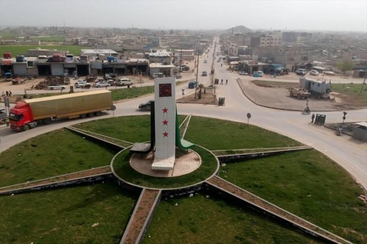 <p>Harekatın tamamlanmasının ardından TSK ve SMO birlikleri, b&ouml;lgenin g&uuml;venliğini sağlamaya ve ter&ouml;r nedeniyle yerinden edilen sivillerin geri d&ouml;nmesi i&ccedil;in gerekli koşulları oluşturmaya odaklandı.</p>
