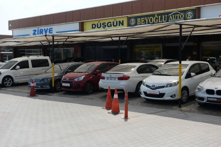 <p>Erkoç, pandemi sonrası tüm dünyadaki sektörlerde olduğu gibi ulaşımda da bireyselleşme yaşandığını, tüketicilerin bireysel otomobil alımlarının artış trendine girdiğini anımsattı.</p>