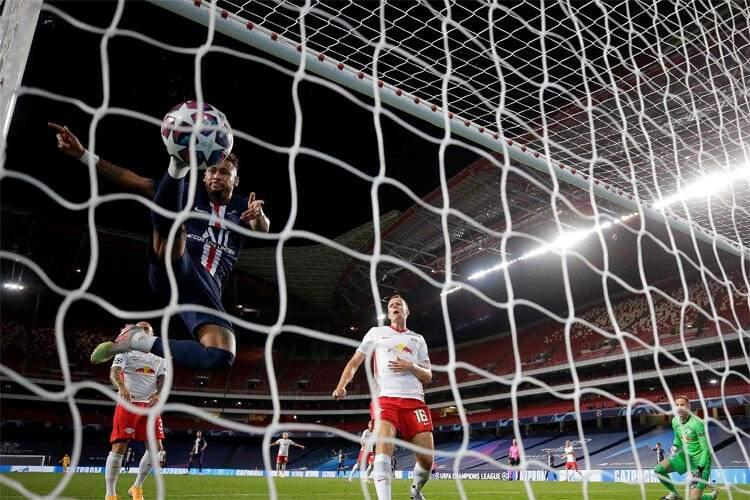 <p>Gözler UEFA'nın kararında...</p>
